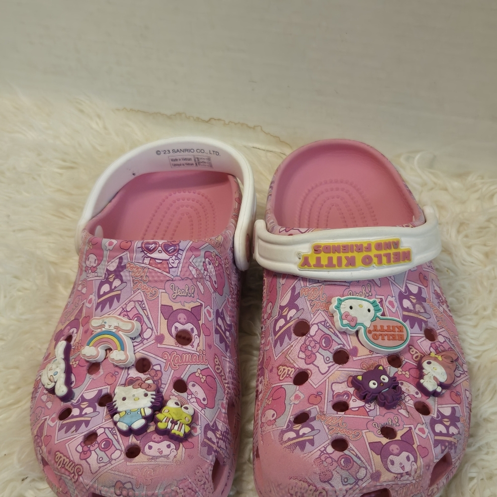 Hello Kitty  Crocs -Pink - Picture 16 of 16